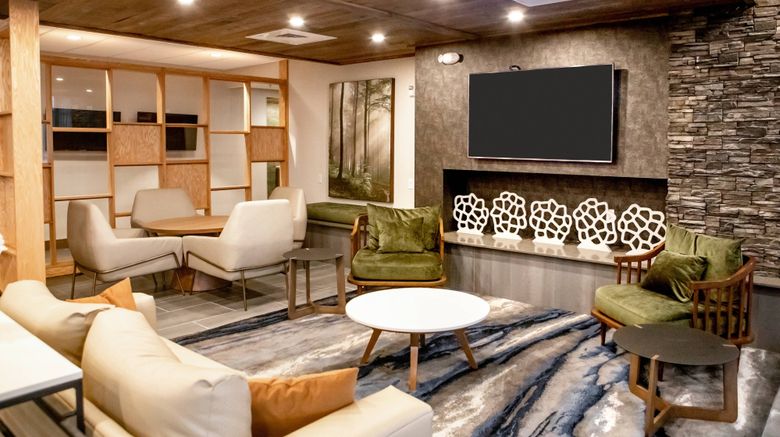 <b>Fairfield Inn & Suites Richmond Airport Lobby</b>. Images powered by <a href="https://www.leonardoworldwide.com/" title="Leonardo Worldwide" target="_blank">Leonardo</a>.