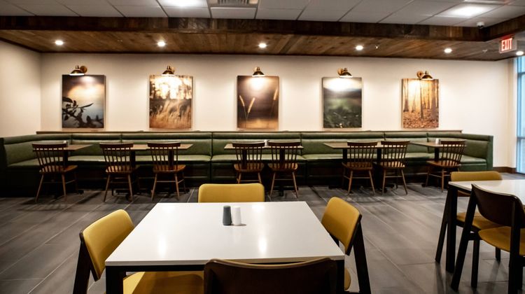 Fairfield Inn & Suites Richmond Airport Restaurant