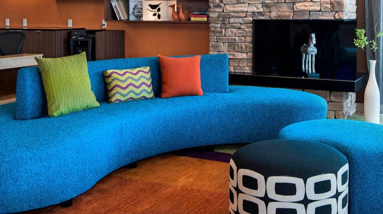 Fairfield Inn & Suites Little Rock Lobby