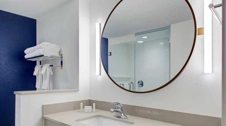 Fairfield Inn & Stes Boulder Broomfield Room
