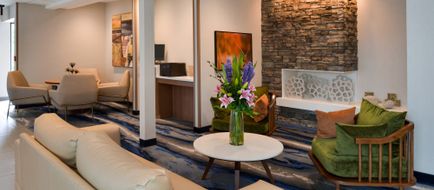 Fairfield Inn And Suites By Marriott Lobby
