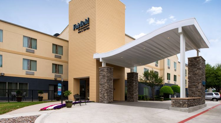 Fairfield Inn by Marriott Exterior