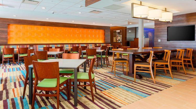 Fairfield Inn & Suites Decatur Restaurant