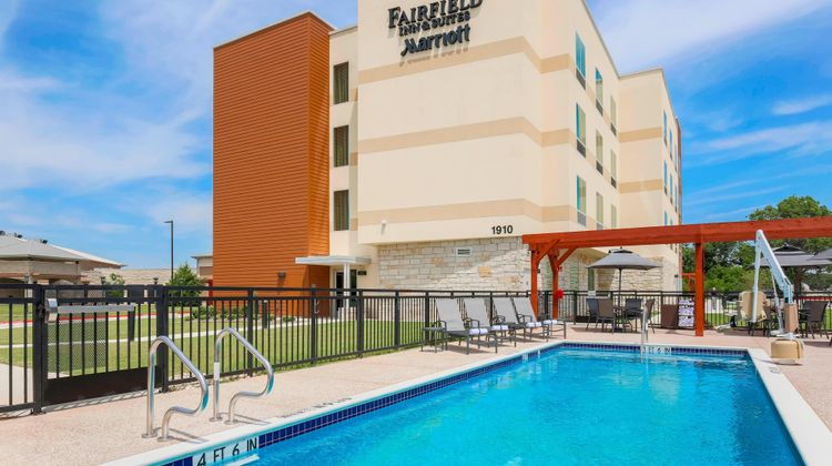 Fairfield Inn & Suites Decatur Pool