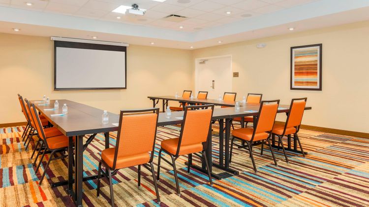 Fairfield Inn & Suites Decatur Meeting