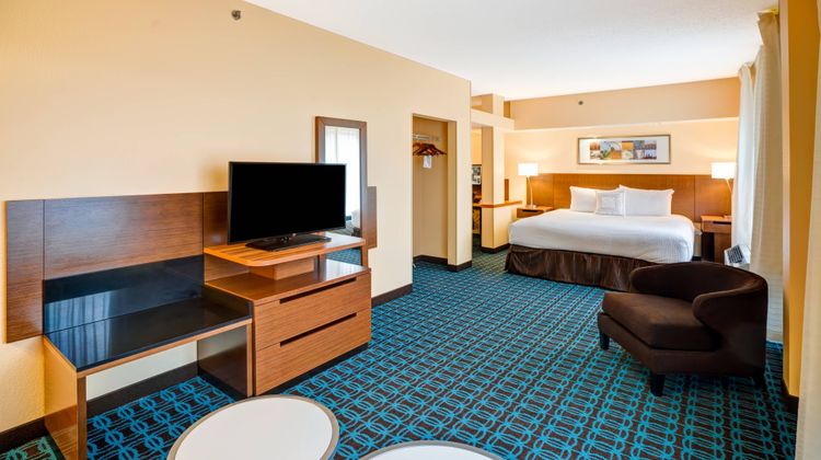 Fairfield Inn & Suites by Marriott Suite