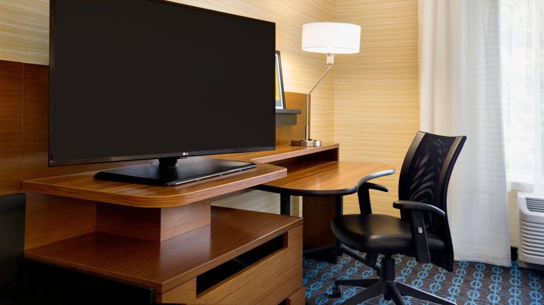 <b>Fairfield Inn & Suites Lancaster East Room</b>. Images powered by <a href="https://www.leonardoworldwide.com/" title="Leonardo Worldwide" target="_blank">Leonardo</a>.