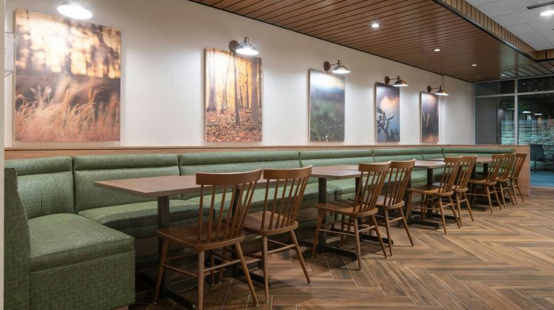 <b>Fairfield Inn Dallas DFW Airport North Restaurant</b>. Images powered by <a href="https://www.leonardoworldwide.com/" title="Leonardo Worldwide" target="_blank">Leonardo</a>.