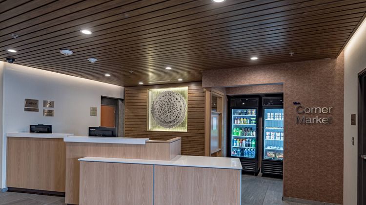 Fairfield Inn & Suites Fort Worth NE Lobby