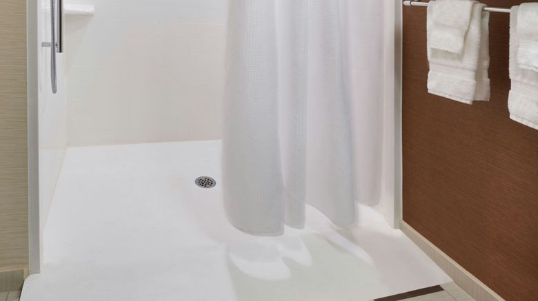 <b>Fairfield Inn & Suites Barrie Room</b>. Images powered by <a href="https://www.leonardoworldwide.com/" title="Leonardo Worldwide" target="_blank">Leonardo</a>.