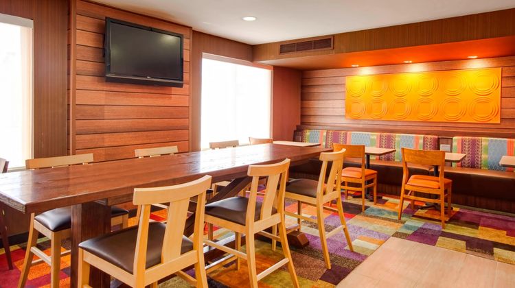 Fairfield Inn by Marriott Restaurant