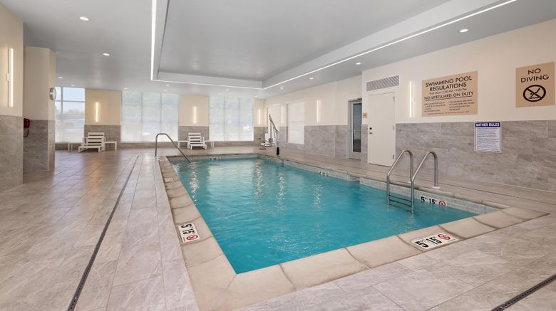 <b>Element New York Wood-Ridge Pool</b>. Images powered by <a href="https://www.leonardoworldwide.com/" title="Leonardo Worldwide" target="_blank">Leonardo</a>.