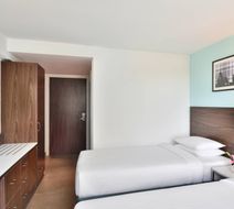 Fairfield by Marriott Chennai OMR Room
