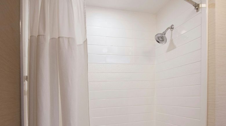 <b>Fairfield Inn & Suites by Marriott Room</b>. Images powered by <a href="https://www.leonardoworldwide.com/" title="Leonardo Worldwide" target="_blank">Leonardo</a>.