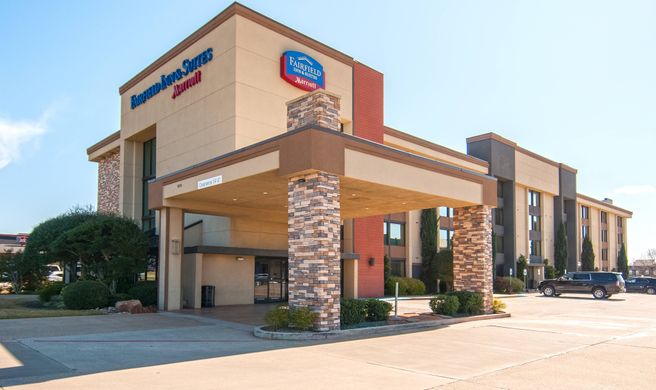 Fairfield Inn & Stes Dallas/Ft Worth Apt Exterior