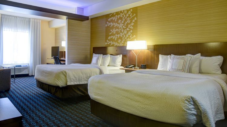 Fairfield Inn & Suites Rochester/Mayo Suite