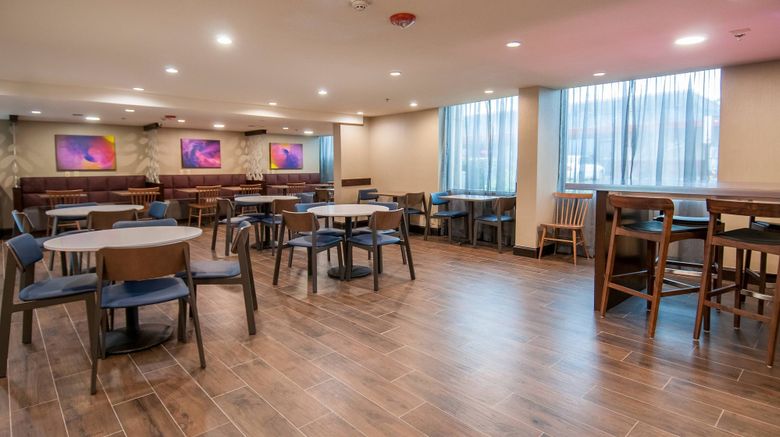 <b>Fairfield Inn & Stes Dallas/Ft Worth Apt Restaurant</b>. Images powered by <a href="https://www.leonardoworldwide.com/" title="Leonardo Worldwide" target="_blank">Leonardo</a>.