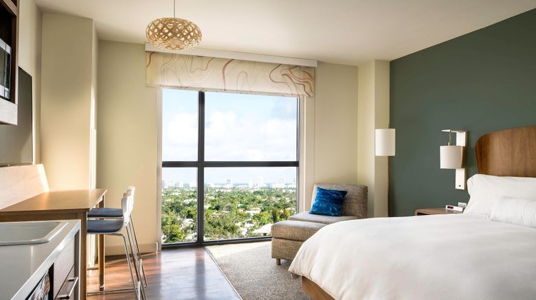 <b>Element Fort Lauderdale Downtown Room</b>. Images powered by <a href="https://www.leonardoworldwide.com/" title="Leonardo Worldwide" target="_blank">Leonardo</a>.