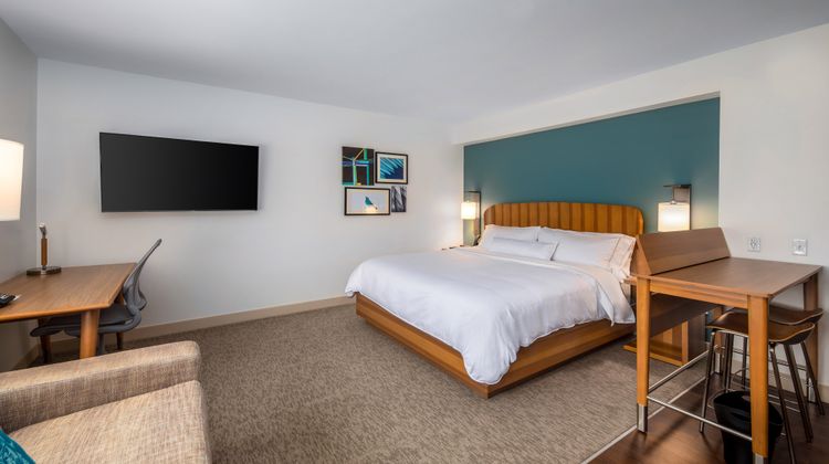 Element Bentonville Room