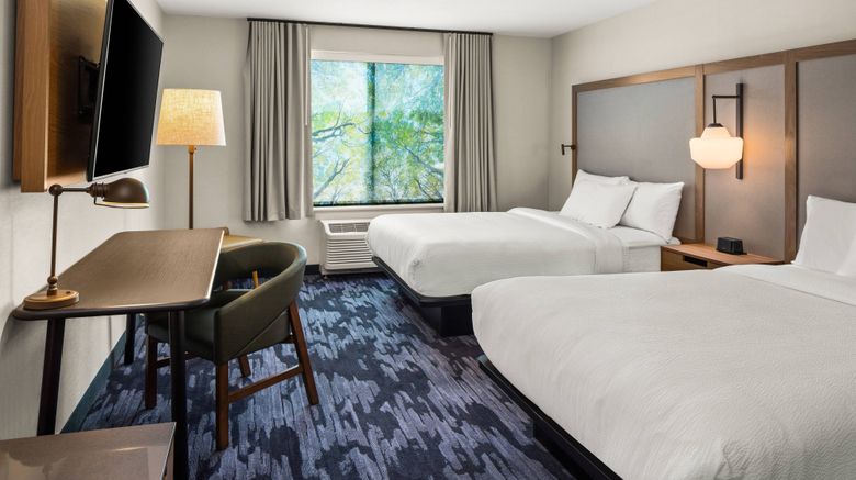 <b>Fairfield Inn & Suites Duluth Room</b>. Images powered by <a href="https://www.leonardoworldwide.com/" title="Leonardo Worldwide" target="_blank">Leonardo</a>.