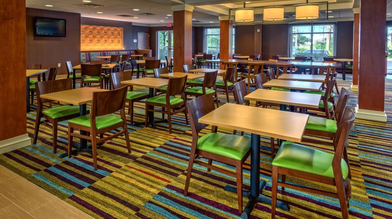 <b>Fairfield Inn & Suites Naples Restaurant</b>. Images powered by <a href="https://www.leonardoworldwide.com/" title="Leonardo Worldwide" target="_blank">Leonardo</a>.