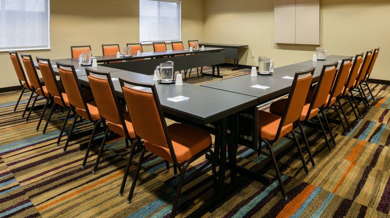 <b>Fairfield Inn & Suites Kansas City Arpt Meeting</b>. Images powered by <a href="https://www.leonardoworldwide.com/" title="Leonardo Worldwide" target="_blank">Leonardo</a>.
