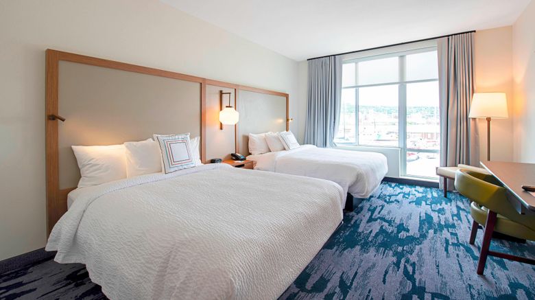 <b>Fairfield Inn & Suites Duluth Waterfront Room</b>. Images powered by <a href="https://www.leonardoworldwide.com/" title="Leonardo Worldwide" target="_blank">Leonardo</a>.
