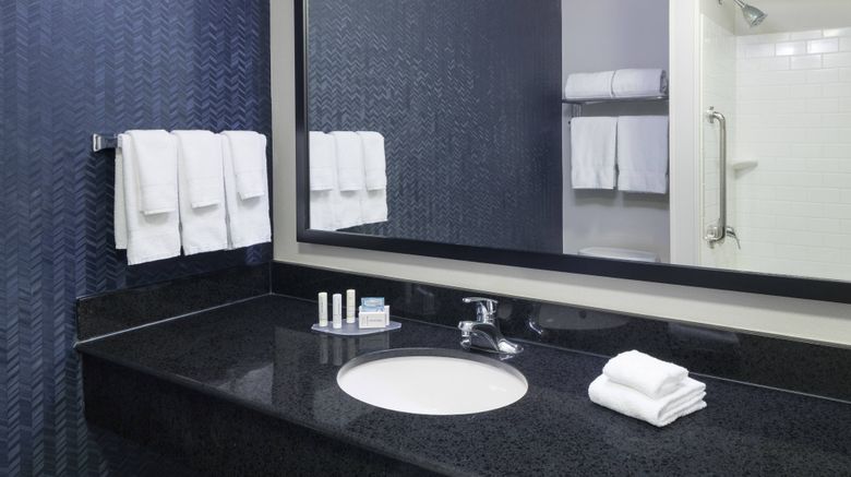<b>Fairfield Inn & Suites Kansas City Room</b>. Images powered by <a href="https://www.leonardoworldwide.com/" title="Leonardo Worldwide" target="_blank">Leonardo</a>.