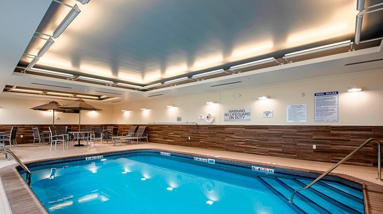 Fairfield Inn & Suites Duluth Waterfront Pool