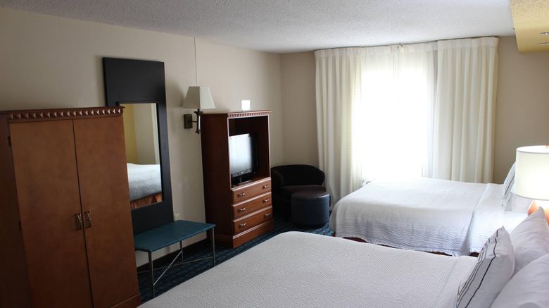 <b>Fairfield Inn/Suites Kansas City Liberty Suite</b>. Images powered by <a href="https://www.leonardoworldwide.com/" title="Leonardo Worldwide" target="_blank">Leonardo</a>.