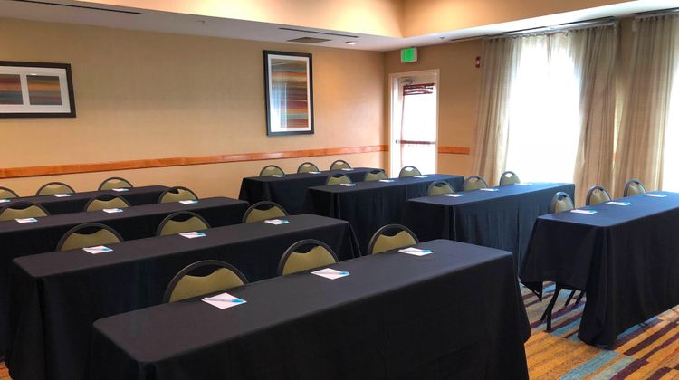 Fairfield Inn and Suites Meeting