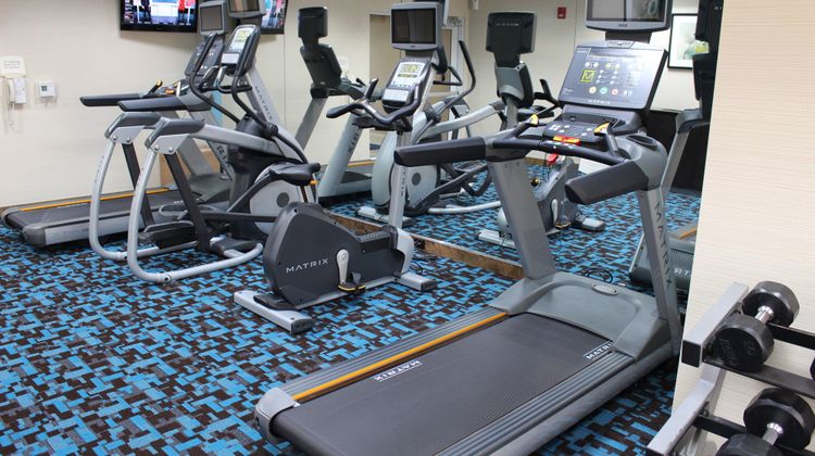 Fairfield Inn/Suites Kansas City Liberty Health Club