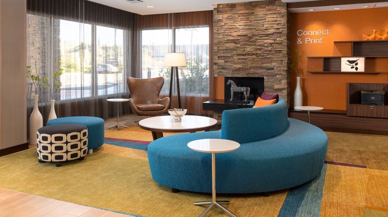 <b>Fairfield Inn/Suites Sacramento Folsom Lobby</b>. Images powered by <a href="https://www.leonardoworldwide.com/" title="Leonardo Worldwide" target="_blank">Leonardo</a>.