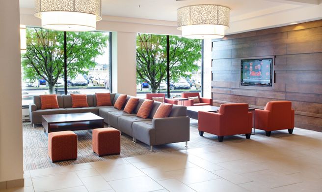 Delta Hotels Saguenay Conference Centre Lobby