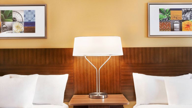 <b>Fairfield Inn Roseville Room</b>. Images powered by <a href="https://www.leonardoworldwide.com/" title="Leonardo Worldwide" target="_blank">Leonardo</a>.