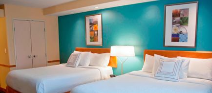 Fairfield Inn & Suites Ames Room