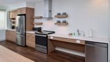 Element North Kansas City Room