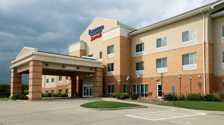 Fairfield Inn & Suites Des Moines Arpt Exterior