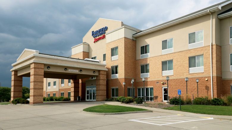 Fairfield Inn  and  Suites Des Moines Arpt Exterior. Images powered by <a href="https://www.leonardoworldwide.com" target="_blank" rel="noopener">Leonardo</a>.