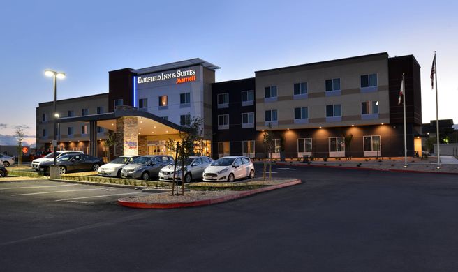 Fairfield Inn/Suites Sacramento Airport Exterior