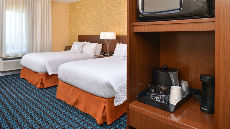 <b>Fairfield Inn/Suites Sacramento Airport Room</b>. Images powered by <a href="https://www.leonardoworldwide.com/" title="Leonardo Worldwide" target="_blank">Leonardo</a>.