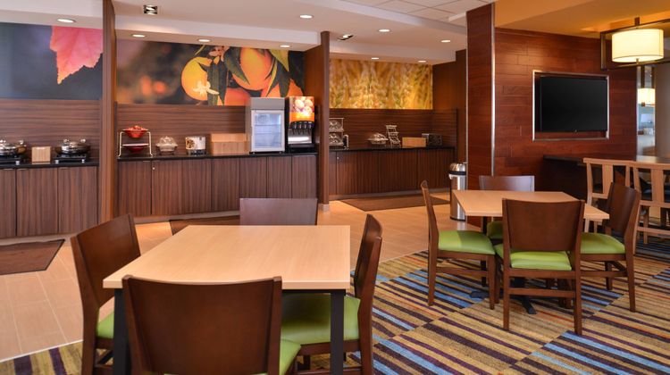 Fairfield Inn/Suites Sacramento Airport Restaurant