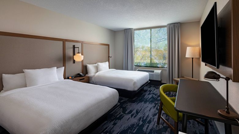 <b>Fairfield Inn & Suites Oskaloosa Room</b>. Images powered by <a href="https://www.leonardoworldwide.com/" title="Leonardo Worldwide" target="_blank">Leonardo</a>.