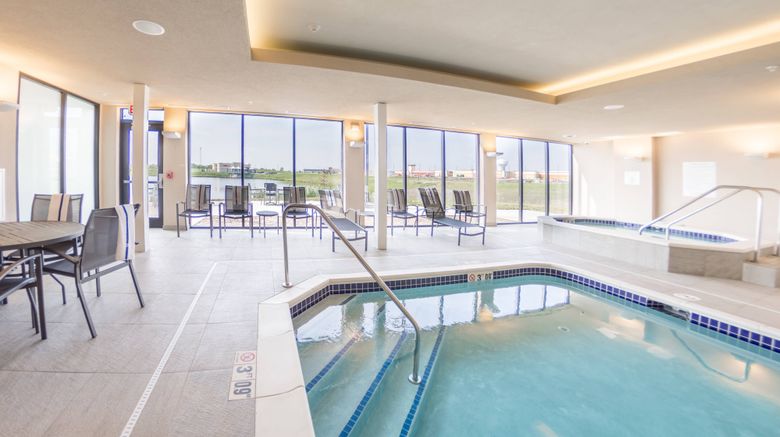 <b>Fairfield Inn/Suites Des Moines/Altoona Pool</b>. Images powered by <a href="https://www.leonardoworldwide.com/" title="Leonardo Worldwide" target="_blank">Leonardo</a>.