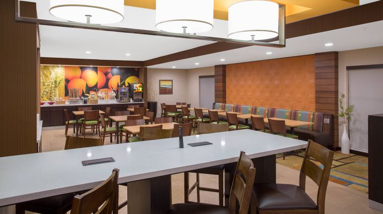 Fairfield Inn & Suites Santa Fe Restaurant