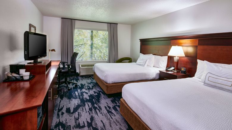 <b>Fairfield Inn & Suites Detroit Livonia Room</b>. Images powered by <a href="https://www.leonardoworldwide.com/" title="Leonardo Worldwide" target="_blank">Leonardo</a>.