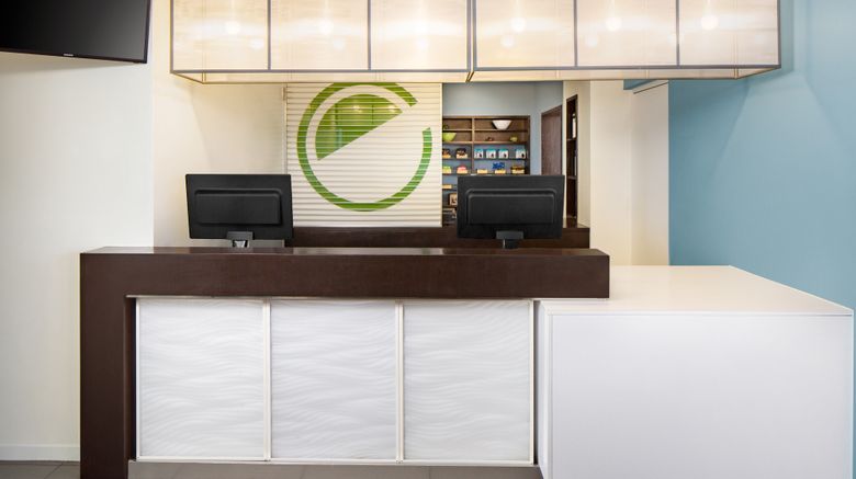 <b>Element Miami International Airport Lobby</b>. Images powered by <a href="https://www.leonardoworldwide.com/" title="Leonardo Worldwide" target="_blank">Leonardo</a>.