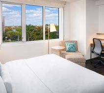 Element Miami International Airport Room