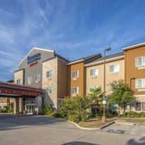 Fairfield Inn & Suites San Antonio Boern