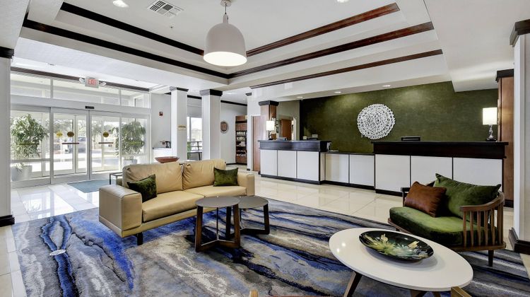 Fairfield Inn & Suites San Antonio Boern Lobby